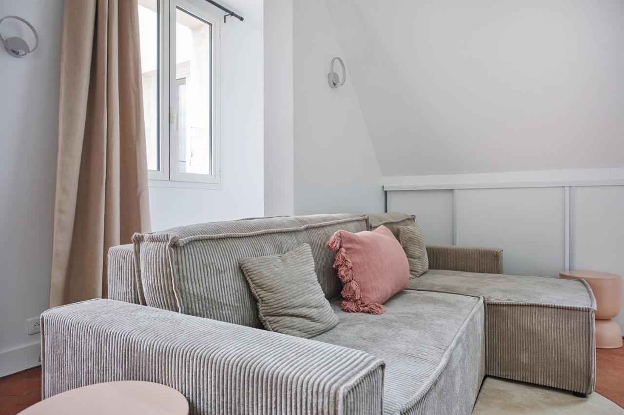 Apartement Montaigne George V By Studio Prestige Paris Exterior photo